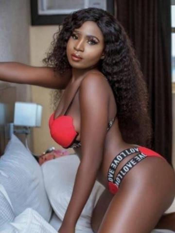 Патриция Сексуальная Шатенка